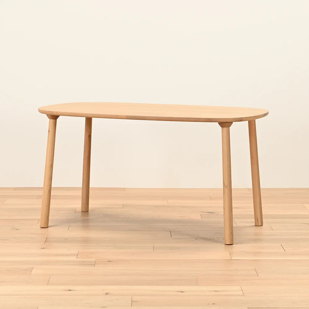 ホッカ ダイニングテーブル(135cm)